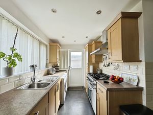 Kitchen- click for photo gallery